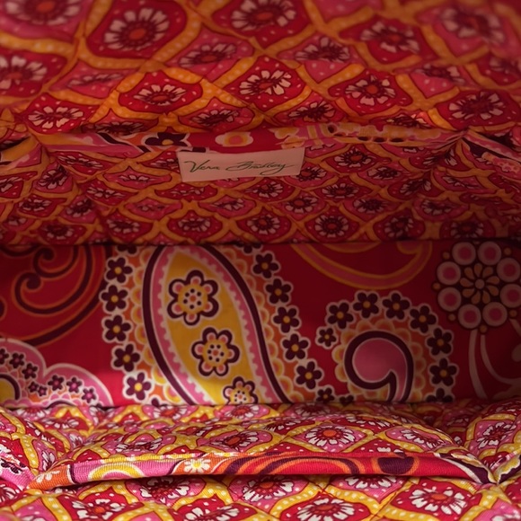 Vera Bradley bag 12x9 never used - Picture 3 of 4